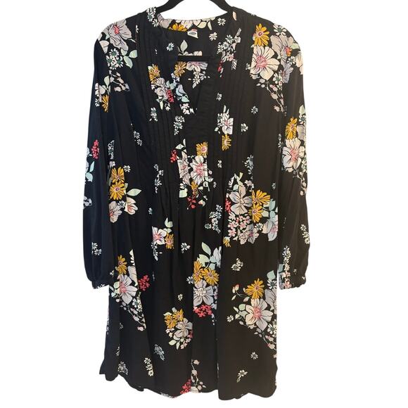 Old Navy Dresses & Skirts - Old Navy Black Floral Pleated V-Neck Shift Dress L/S Boho Cottagecore Large